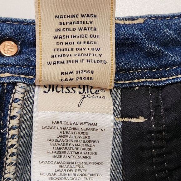 Miss Me Denim Skirt Colorful Embroidered Hem Women's Size 25 Bohemian - Picture 8 of 12